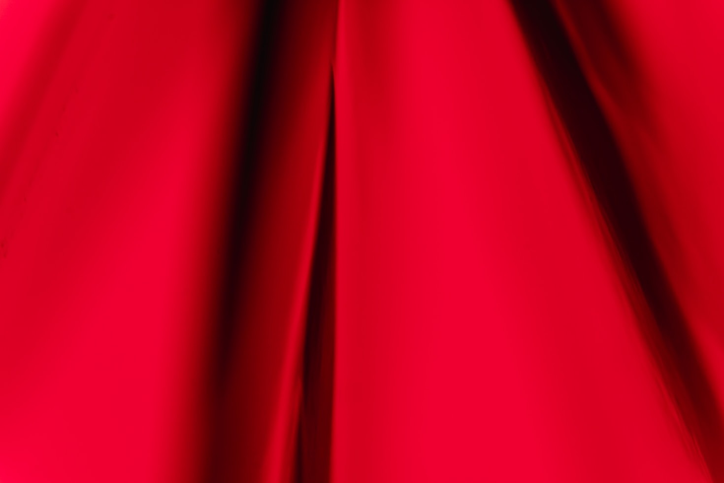 Exploring Velvet: The Fabric of Royalty